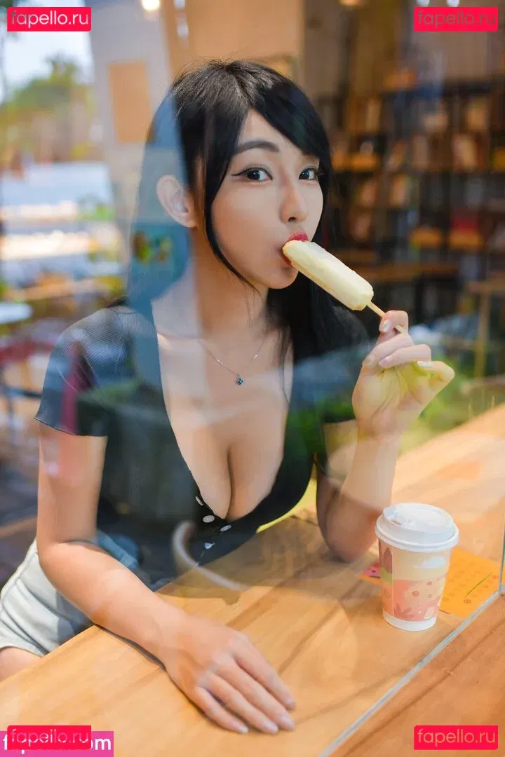 Zoeso Onlyfans Photo Gallery 