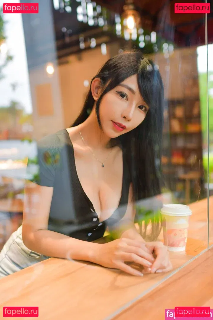 Zoeso Onlyfans Photo Gallery 