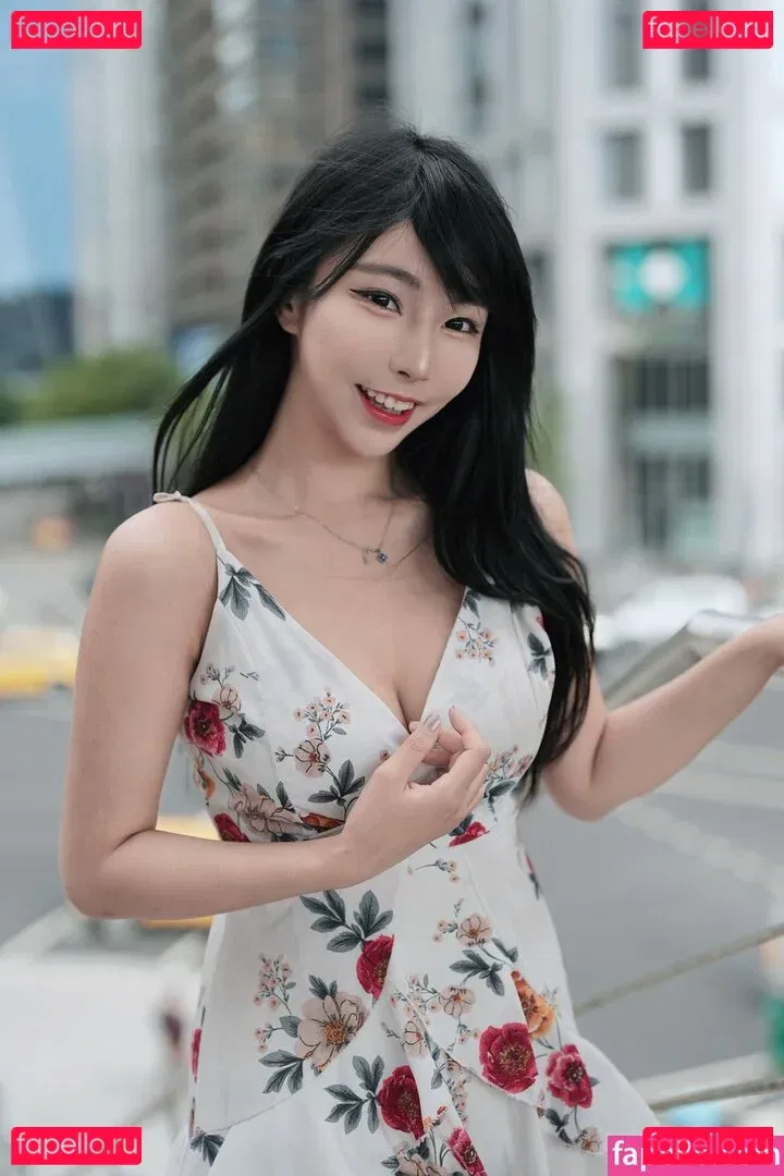 Zoeso Onlyfans Photo Gallery 