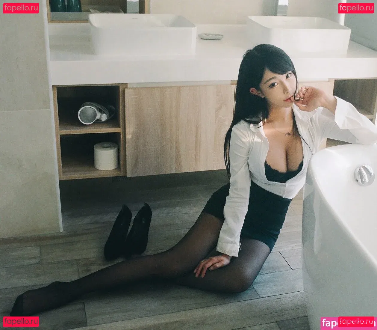 Zoeso Onlyfans Photo Gallery 