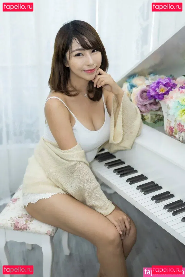 Zoeso Onlyfans Photo Gallery 