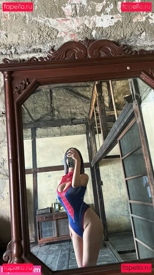 Zoeso Onlyfans Photo Gallery 