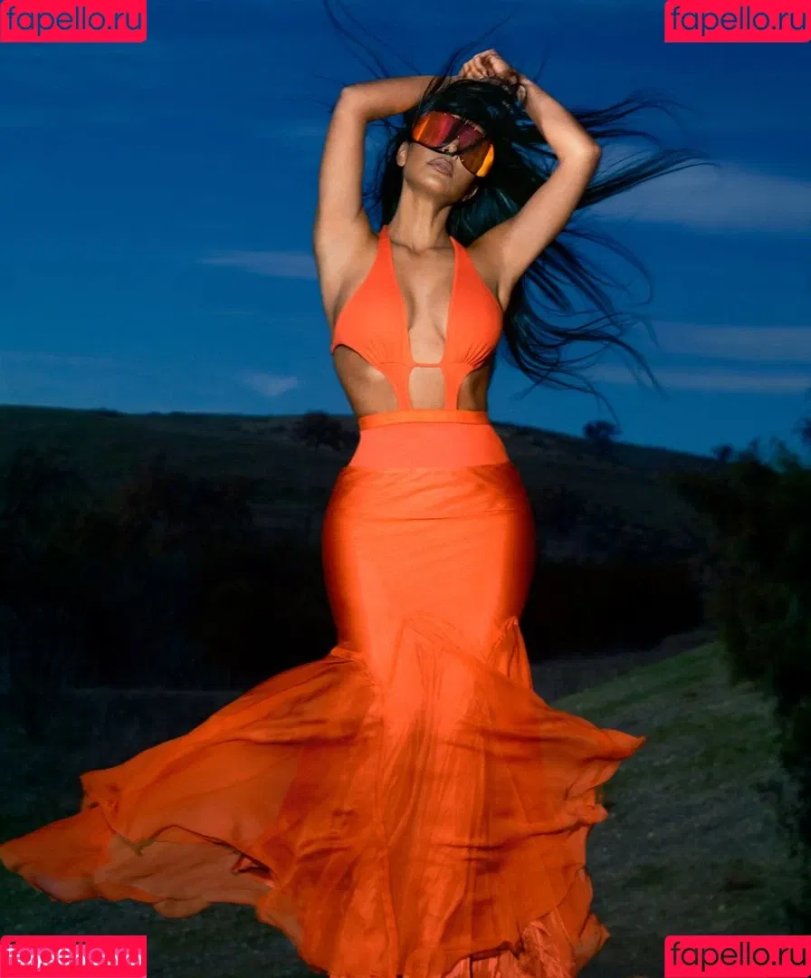 Kim Kardashian Onlyfans Photo Gallery 
