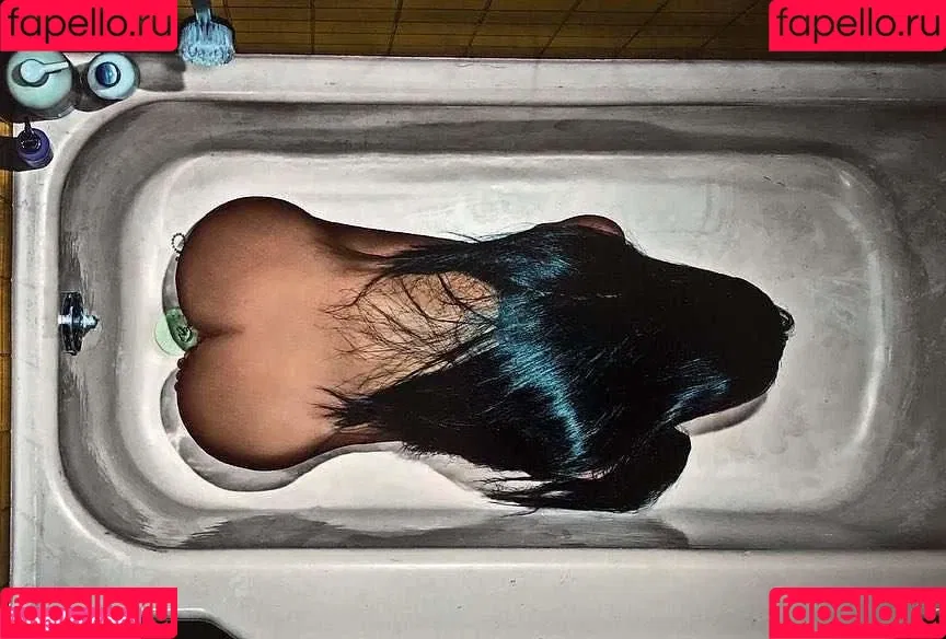 Kim Kardashian Onlyfans Photo Gallery 