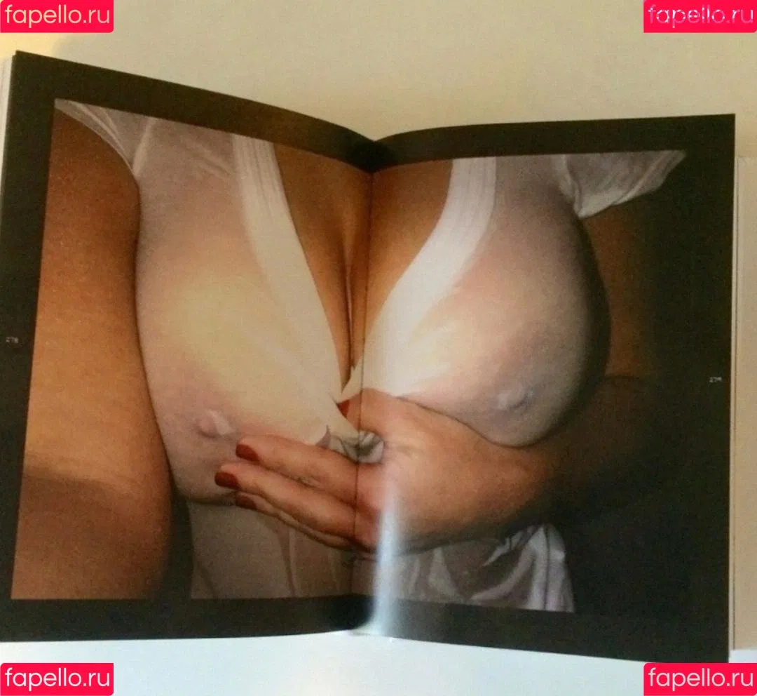 Kim Kardashian Onlyfans Photo Gallery 