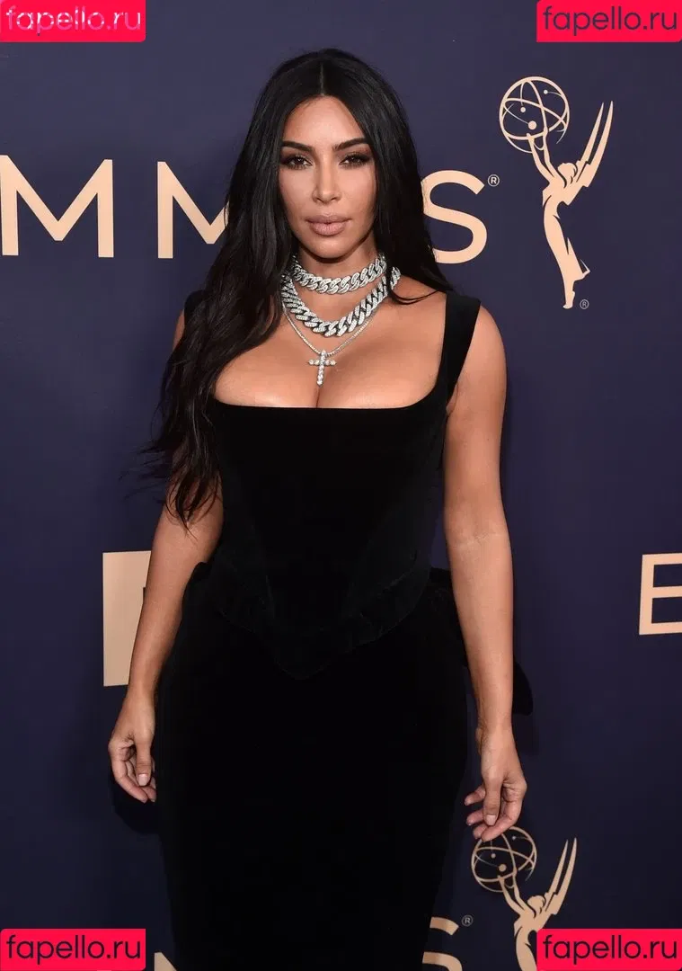Kim Kardashian Onlyfans Photo Gallery 