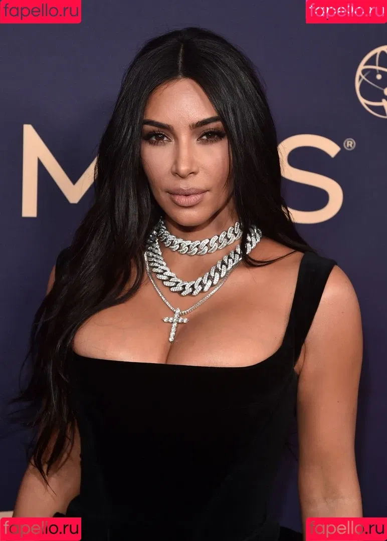 Kim Kardashian Onlyfans Photo Gallery 