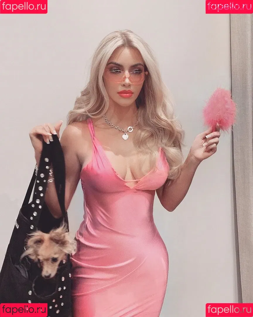 Kim Kardashian Onlyfans Photo Gallery 