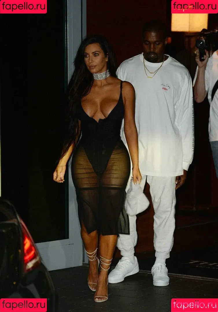 Kim Kardashian Onlyfans Photo Gallery 