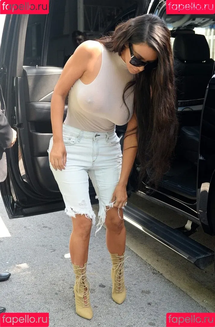 Kim Kardashian Onlyfans Photo Gallery 