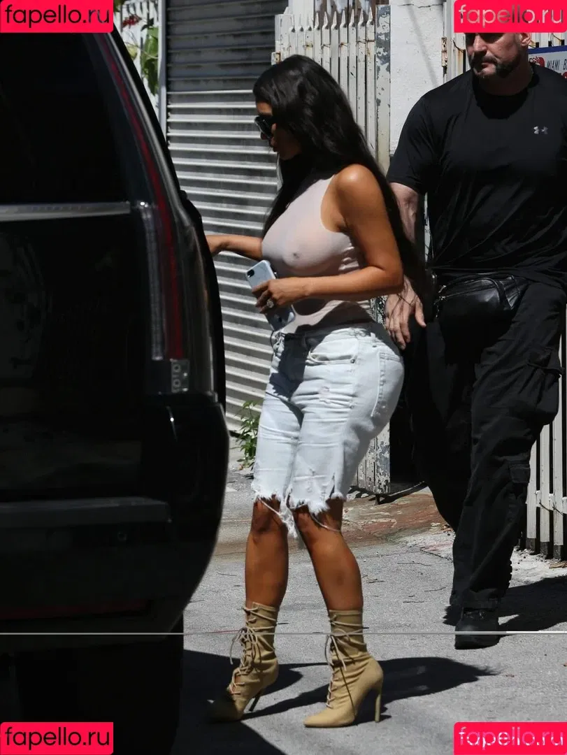 Kim Kardashian Onlyfans Photo Gallery 
