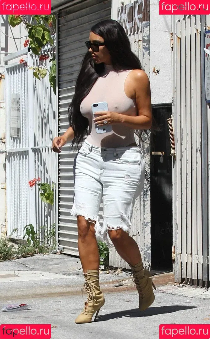 Kim Kardashian Onlyfans Photo Gallery 