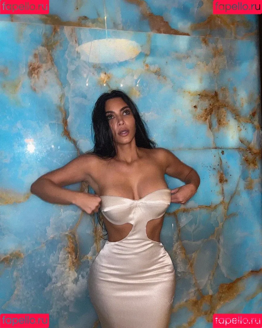 Kim Kardashian Onlyfans Photo Gallery 