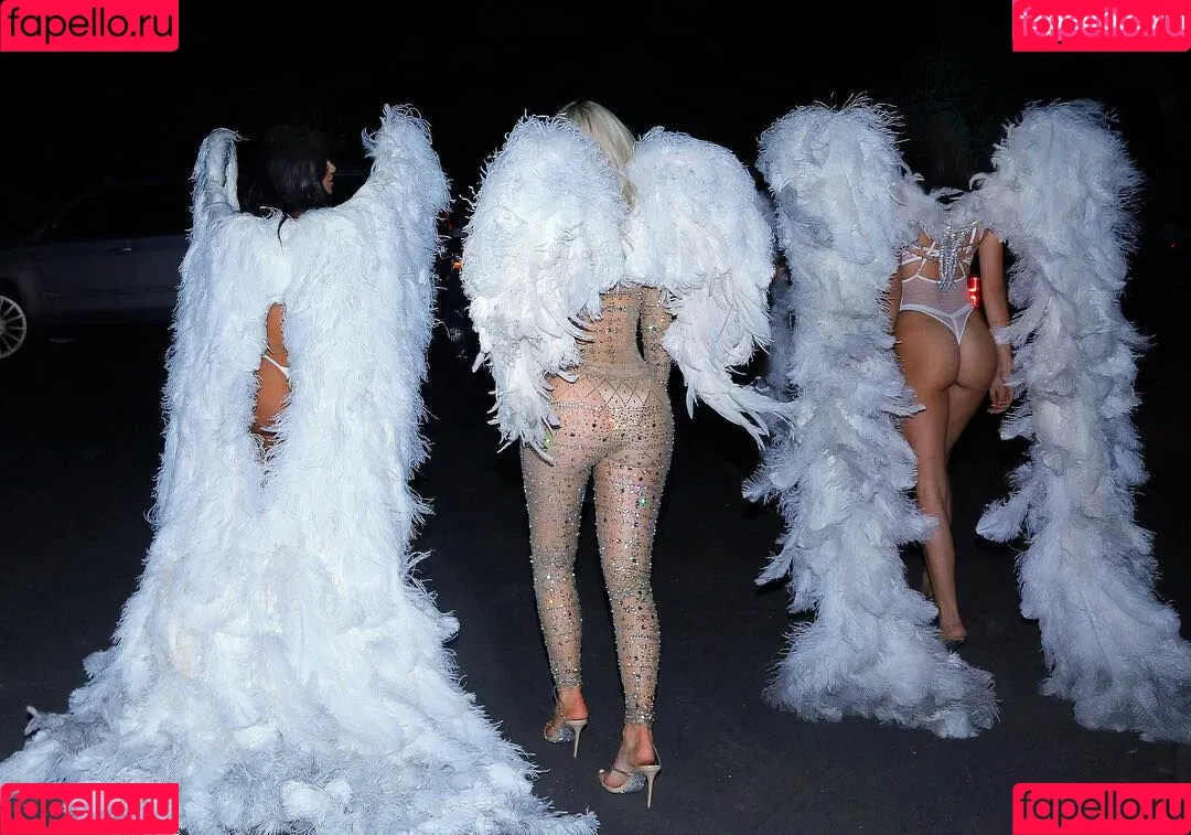 Kim Kardashian Onlyfans Photo Gallery 