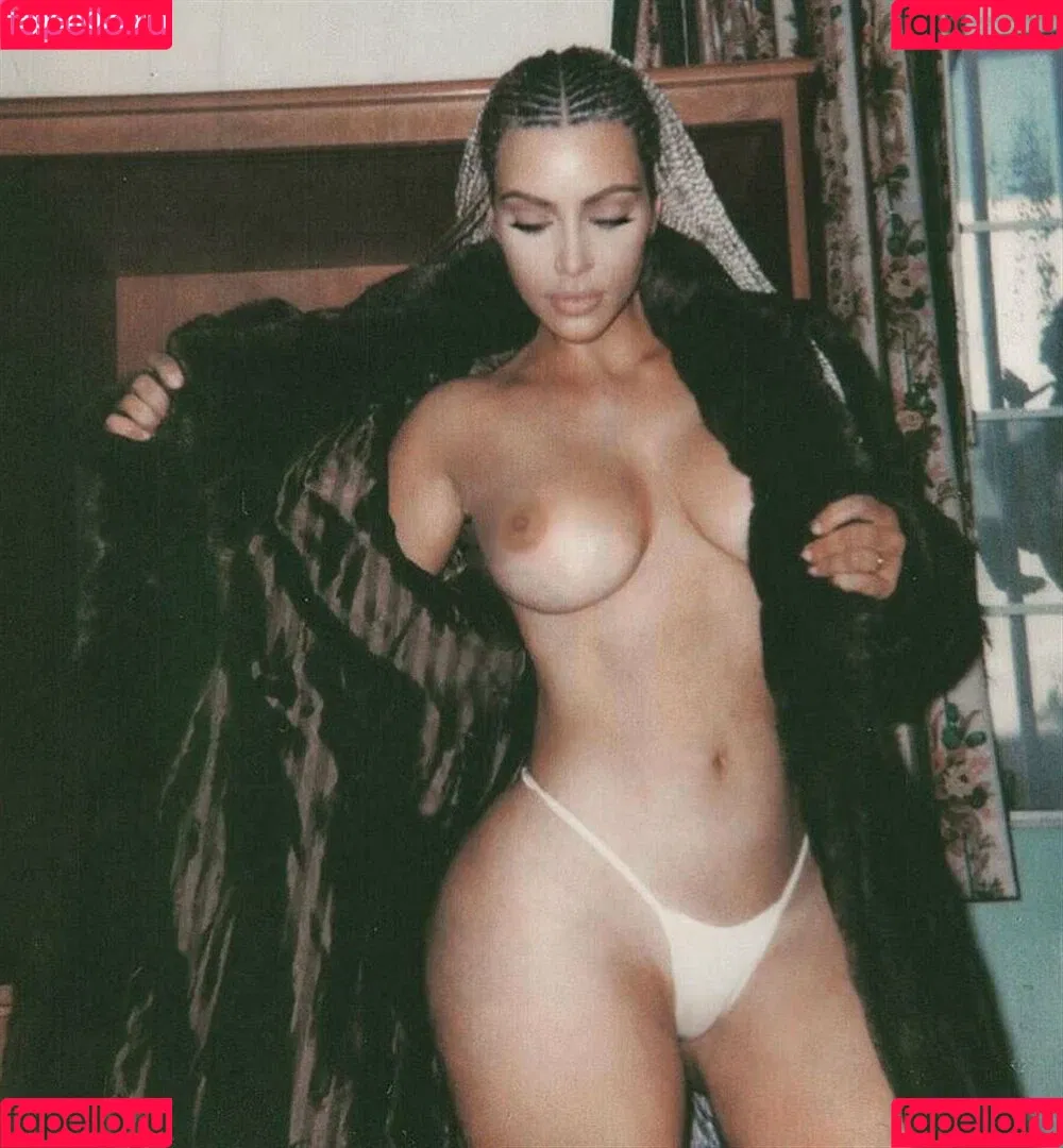 Kim Kardashian Onlyfans Photo Gallery 