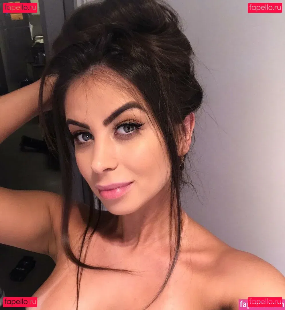 Franciele Christ Onlyfans Photo Gallery 