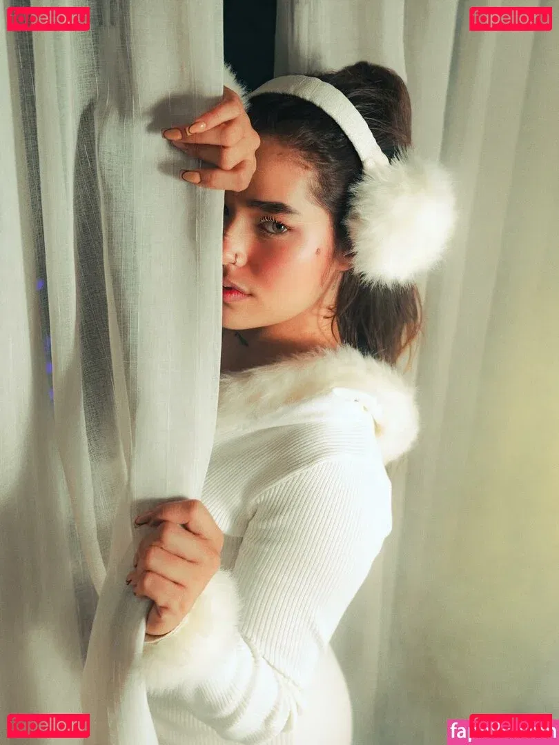 Meghan Gomez Onlyfans Photo Gallery 