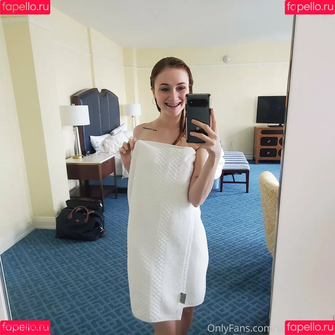 Scarlet Skies Onlyfans Photo Gallery 