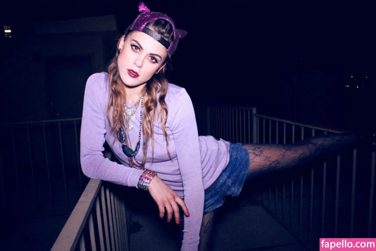 Lindsey Shaw Onlyfans Photo Gallery 