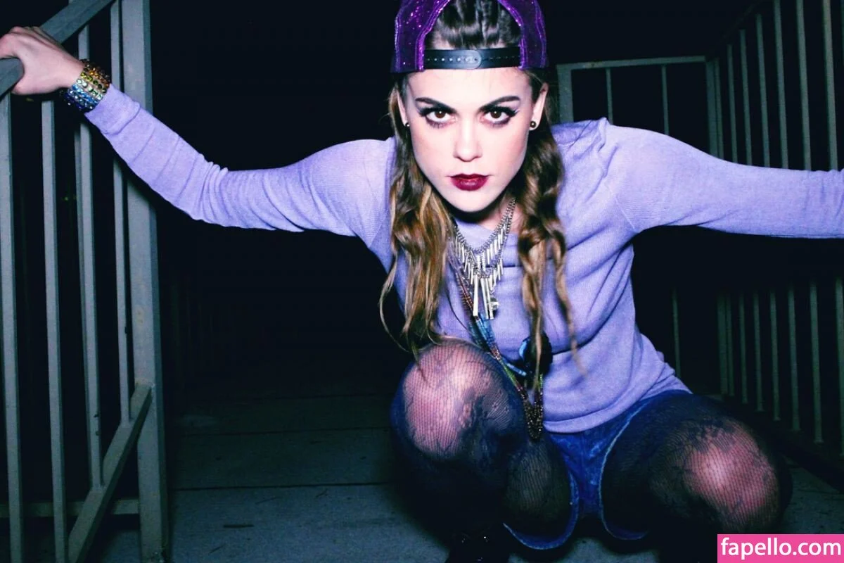 Lindsey Shaw Onlyfans Photo Gallery 