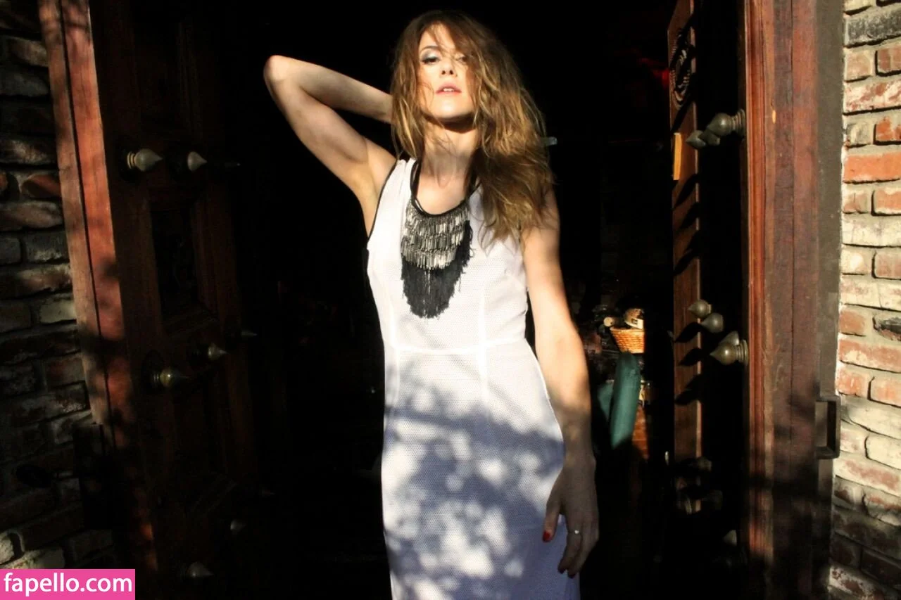 Lindsey Shaw Onlyfans Photo Gallery 