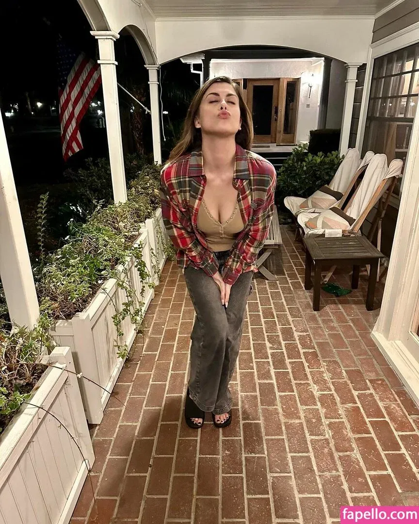 Lindsey Shaw Onlyfans Photo Gallery 