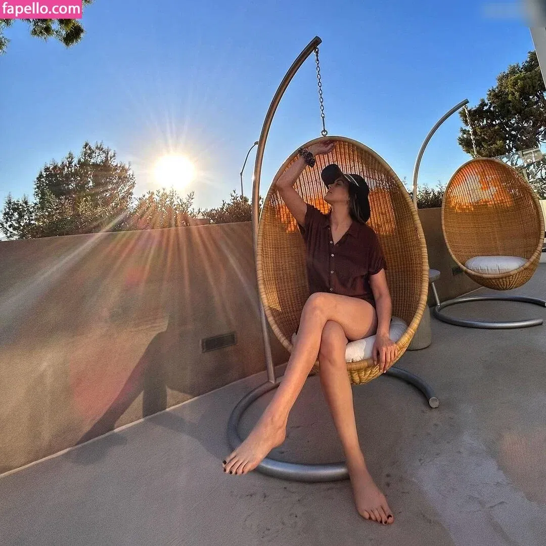 Lindsey Shaw Onlyfans Photo Gallery 