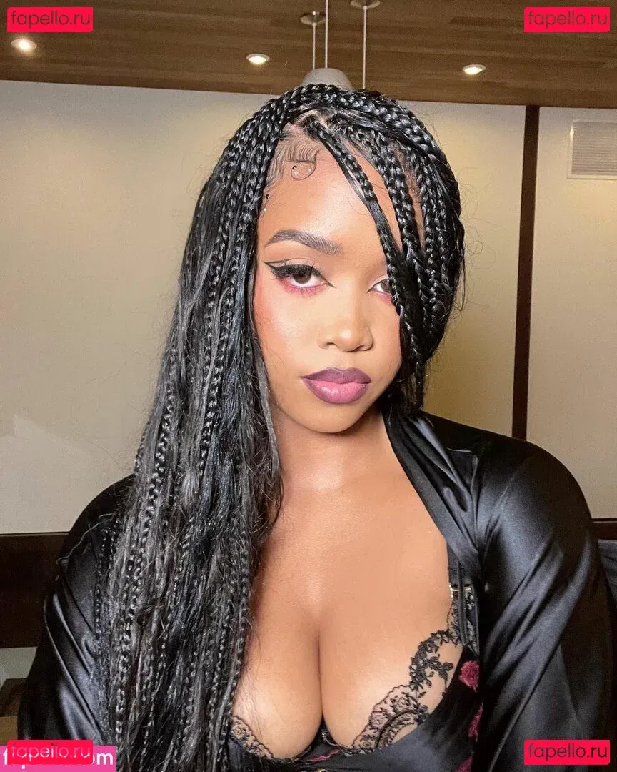 hermusicofficial Onlyfans Photo Gallery 