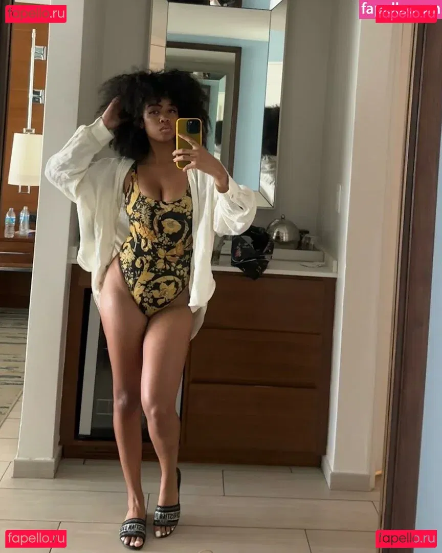 hermusicofficial Onlyfans Photo Gallery 