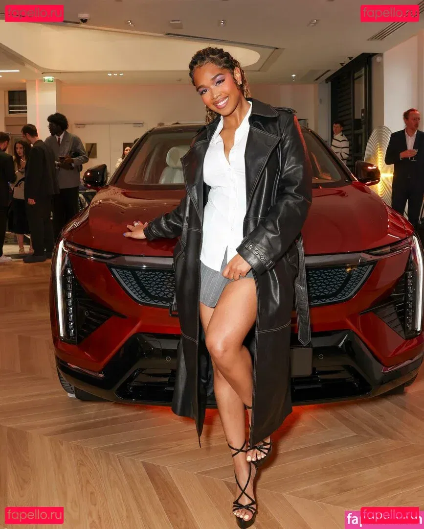 hermusicofficial Onlyfans Photo Gallery 