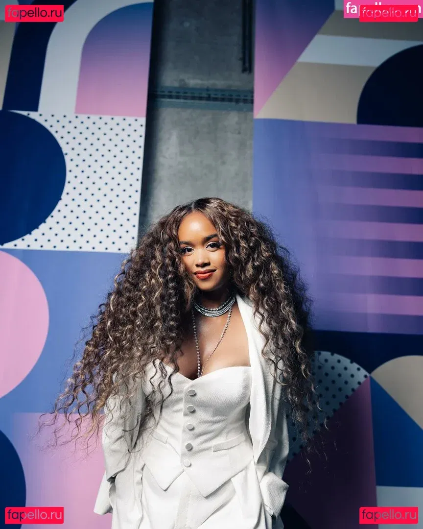 hermusicofficial Onlyfans Photo Gallery 