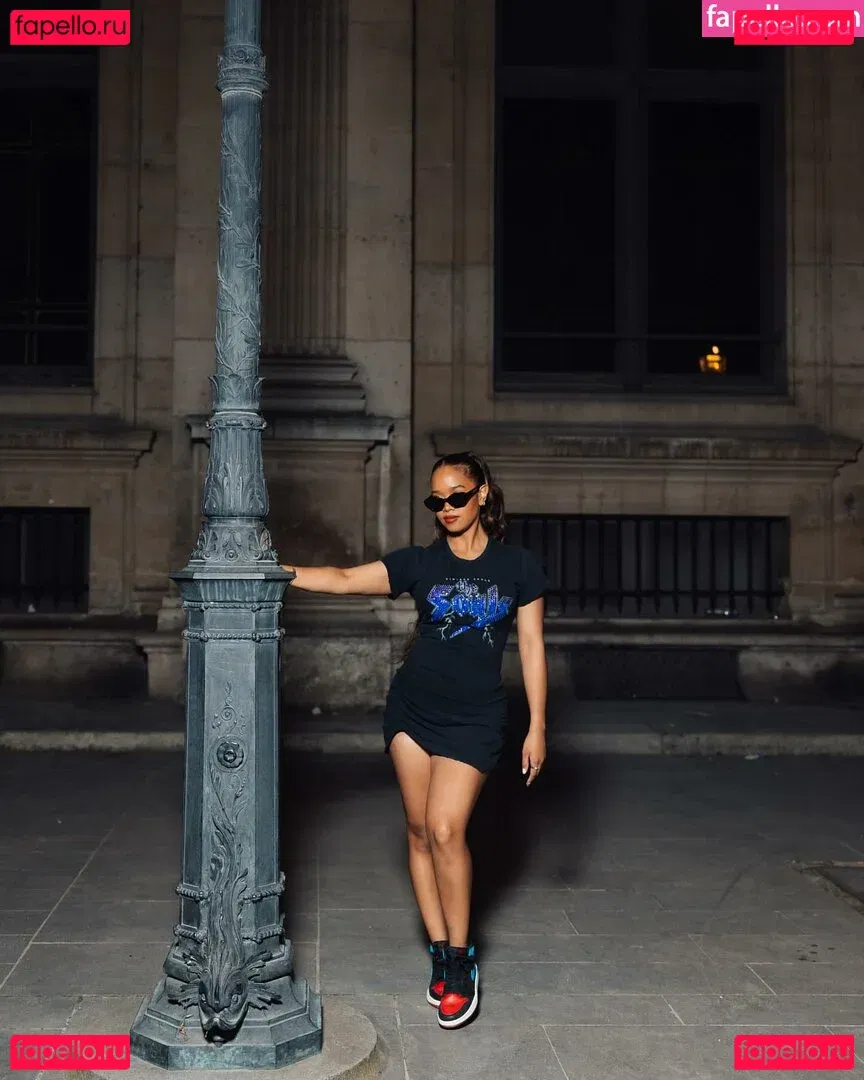 hermusicofficial Onlyfans Photo Gallery 