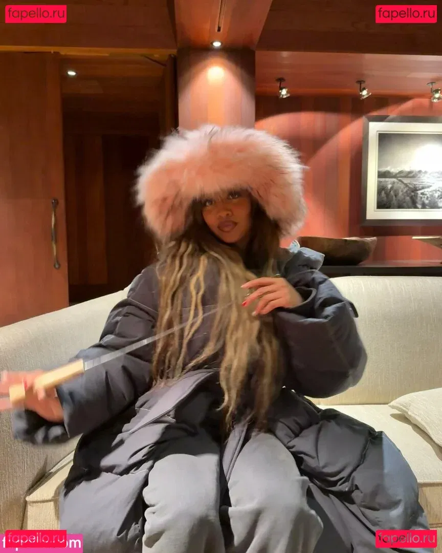 hermusicofficial Onlyfans Photo Gallery 