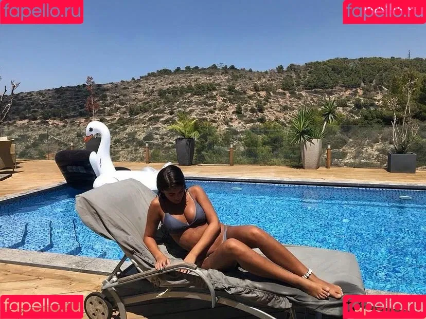 Gaya Pesahov Onlyfans Photo Gallery 