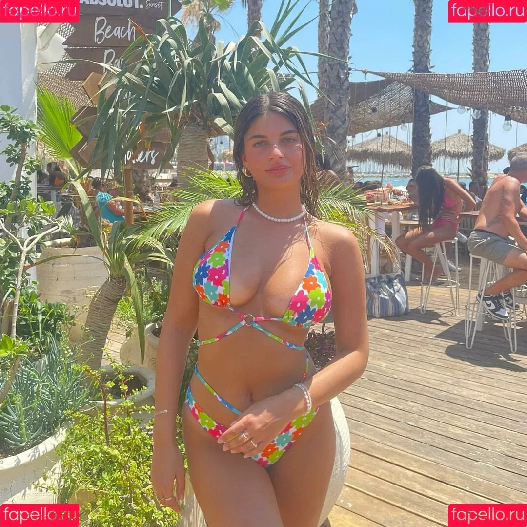 Gaya Pesahov Onlyfans Photo Gallery 
