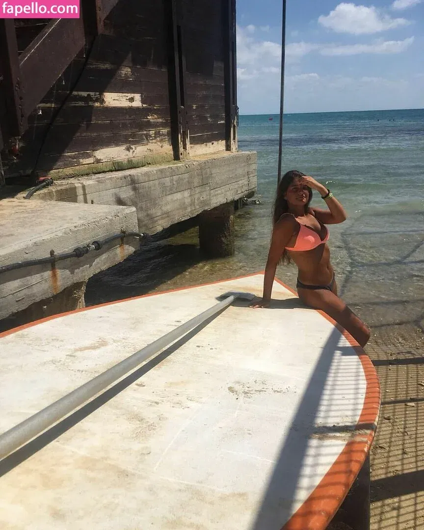 Gaya Pesahov Onlyfans Photo Gallery 