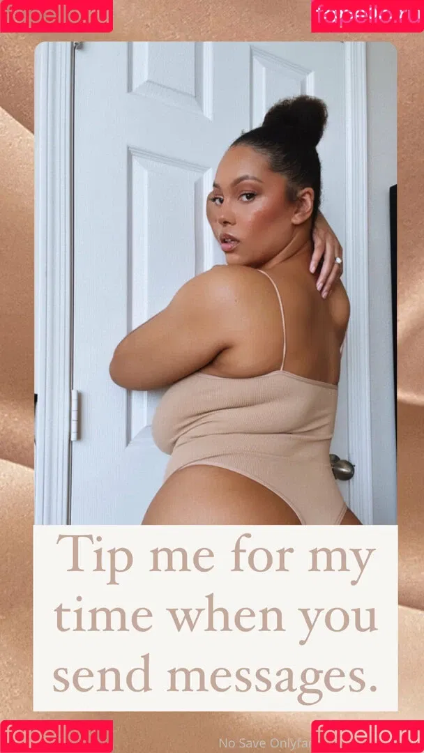 famousaria Onlyfans Photo Gallery 
