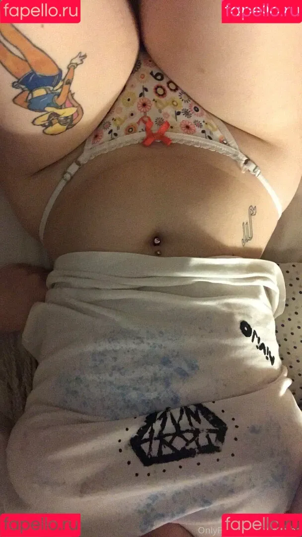 foxyuzumaki Onlyfans Photo Gallery 