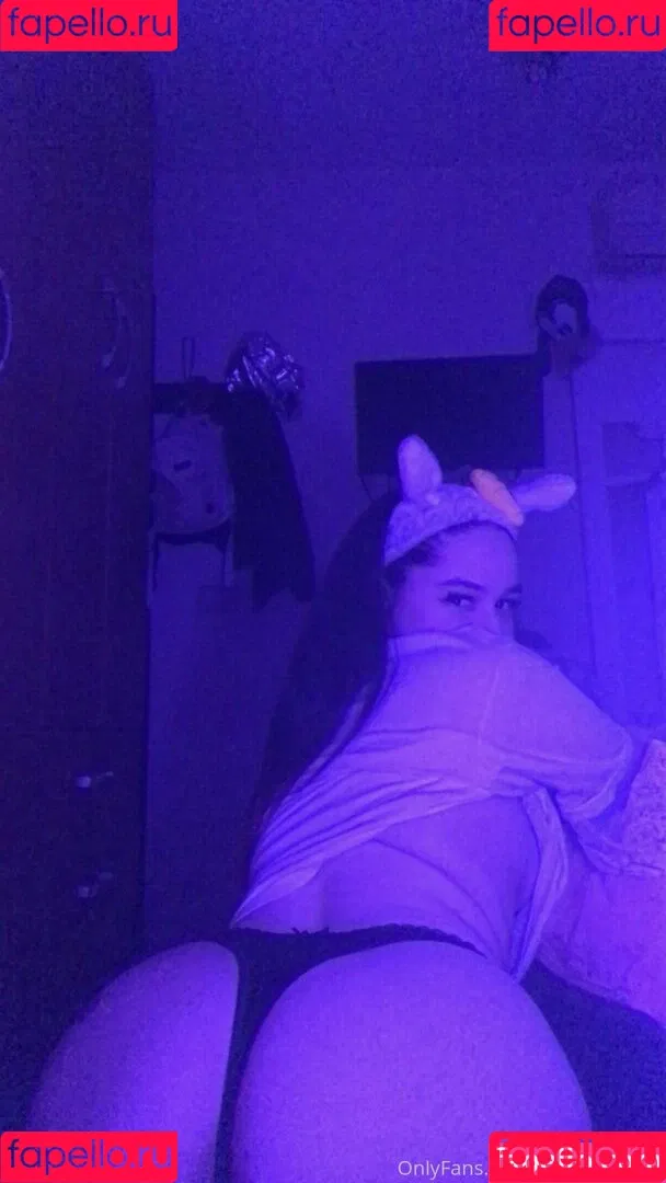 foxyuzumaki Onlyfans Photo Gallery 