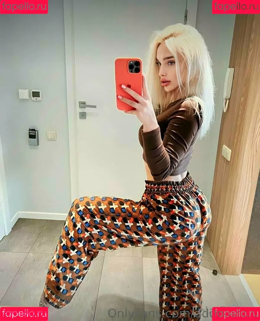 foxyuzumaki Onlyfans Photo Gallery 