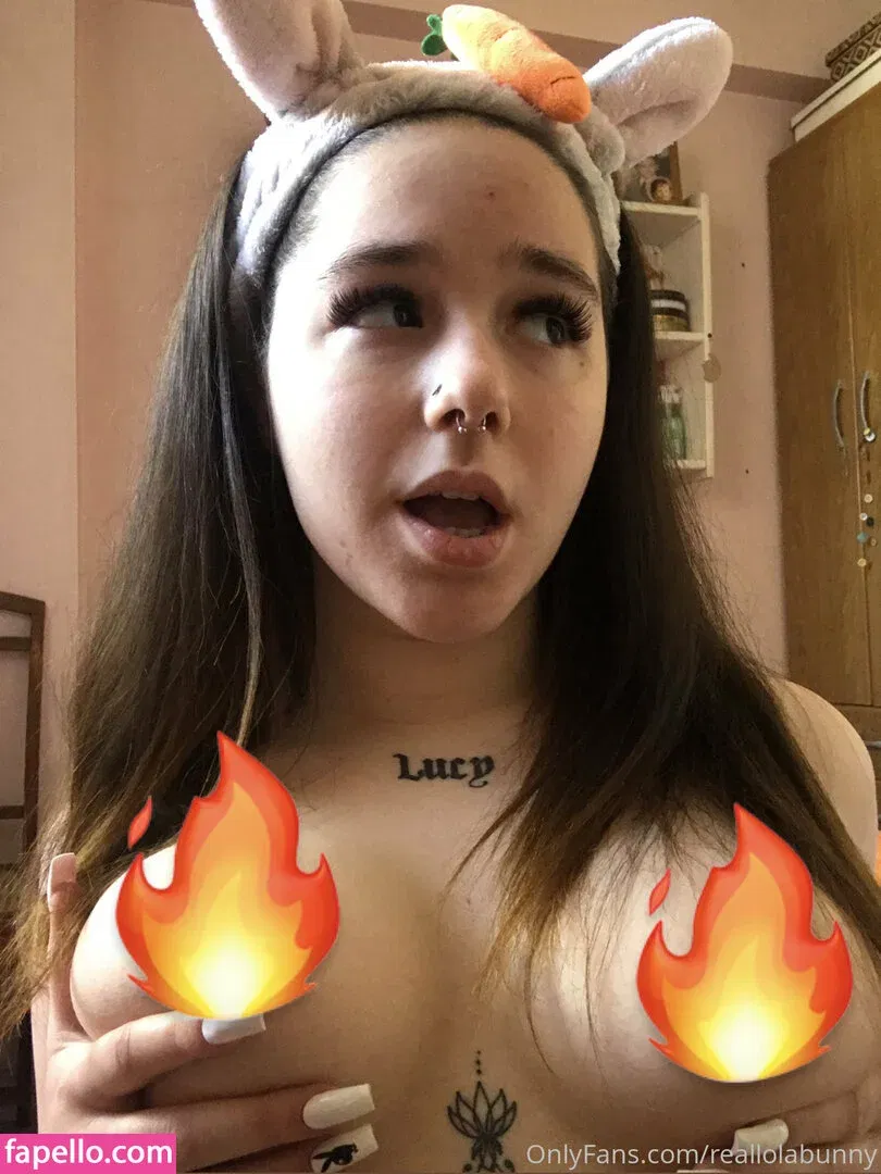 foxyuzumaki Onlyfans Photo Gallery 