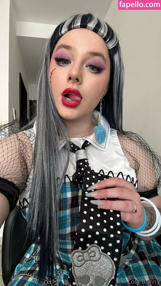 foxyuzumaki Onlyfans Photo Gallery 