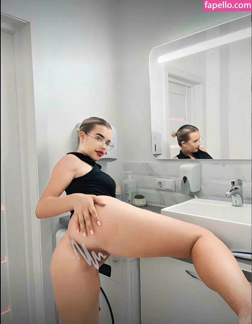 foxyuzumaki Onlyfans Photo Gallery 