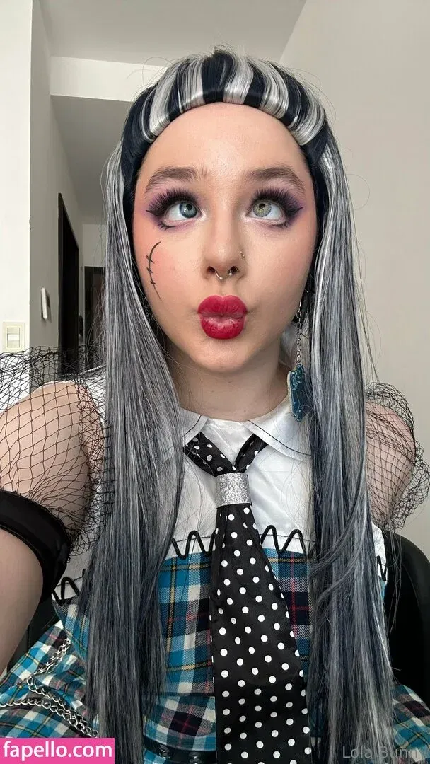 foxyuzumaki Onlyfans Photo Gallery 