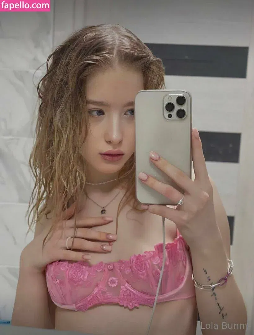 foxyuzumaki Onlyfans Photo Gallery 