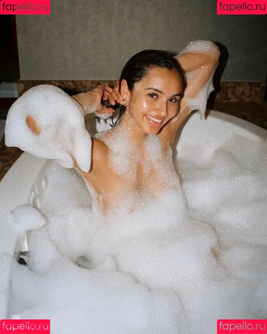 Alejandra Cobos Onlyfans Photo Gallery 