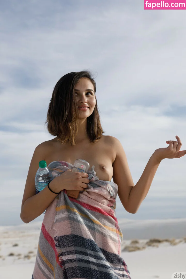 Alejandra Cobos Onlyfans Photo Gallery 