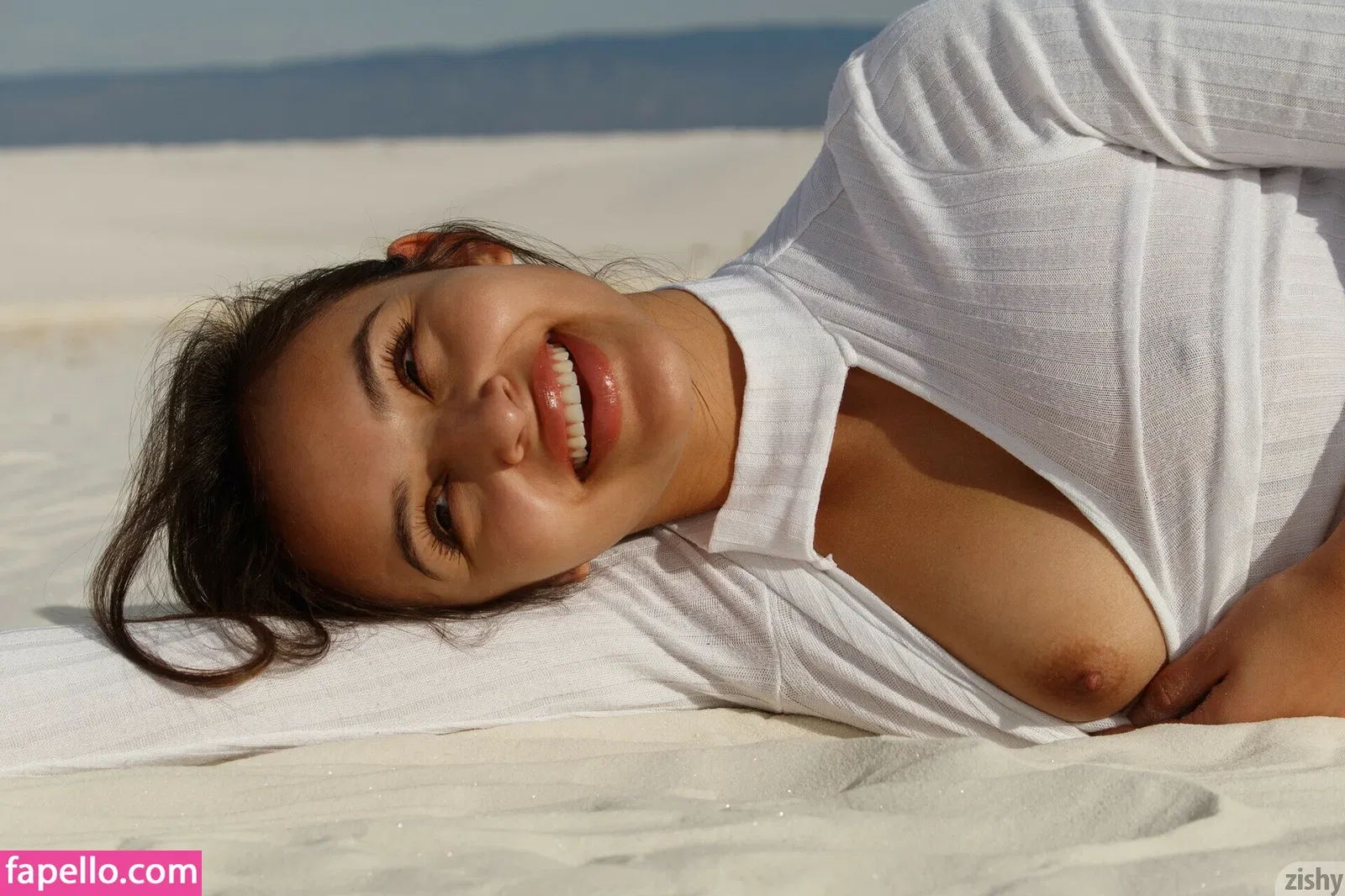 Alejandra Cobos Onlyfans Photo Gallery 