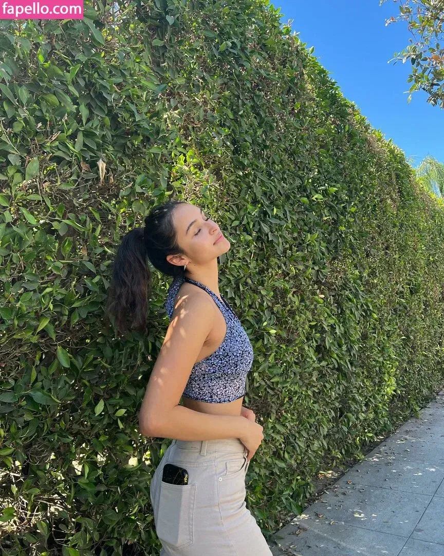 Alejandra Cobos Onlyfans Photo Gallery 