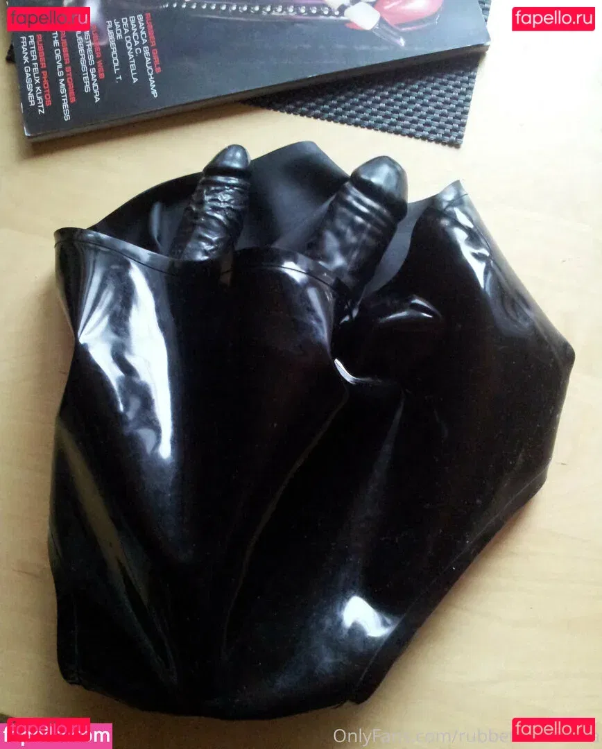 rubberdollemma Onlyfans Photo Gallery 